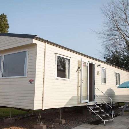 41 Orchard Bank, 3 Bed, Rockley Park Poole Villa Eksteriør billede